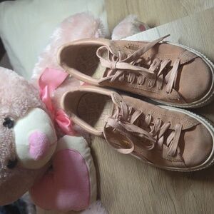 Pink Suede Puma Womens 7.5
